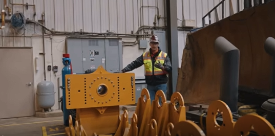 <p>Raptor DOZER Rotisserie</p>